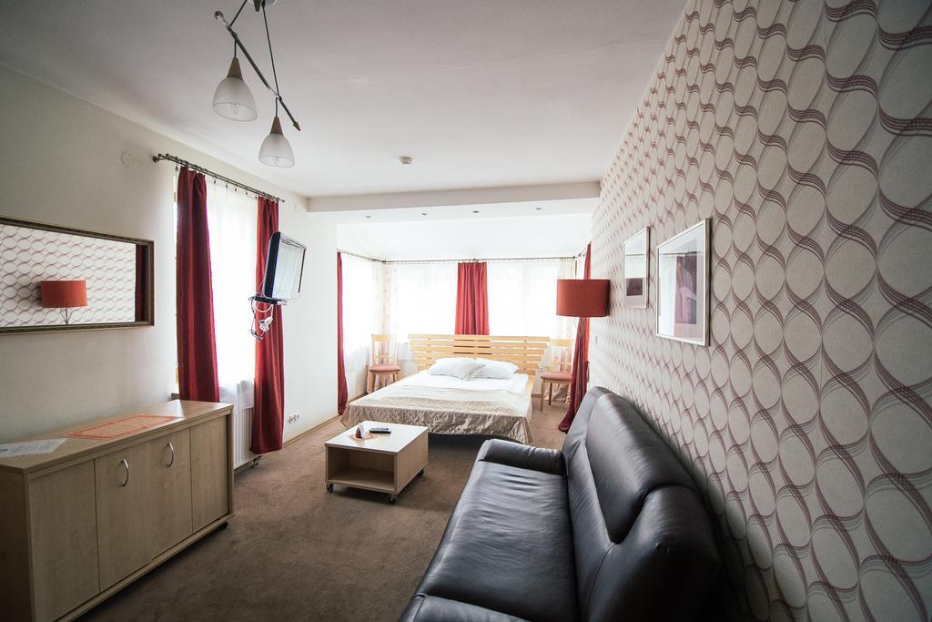 Hotel Sveciu Namai Linges à Nemėžis Extérieur photo