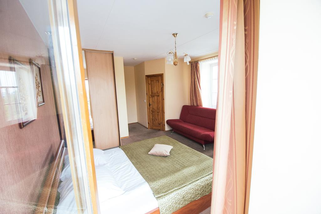 Hotel Sveciu Namai Linges à Nemėžis Extérieur photo